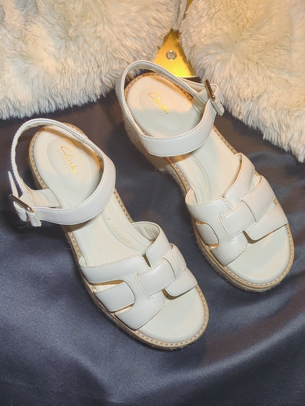 NEW Clarks Women’s Cream Leather Coledale Strap Sandals Size 8 NOW ONLY $65
